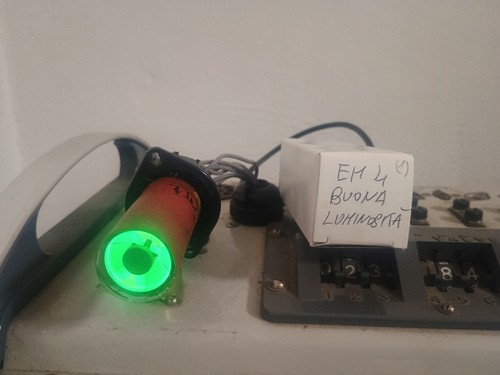 Em4 philips buona - em4,